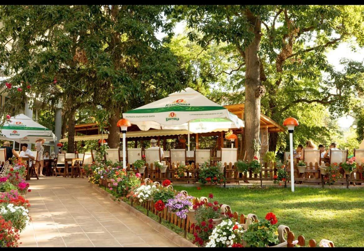 Park Hotel Perla Goldstrand Exterior foto